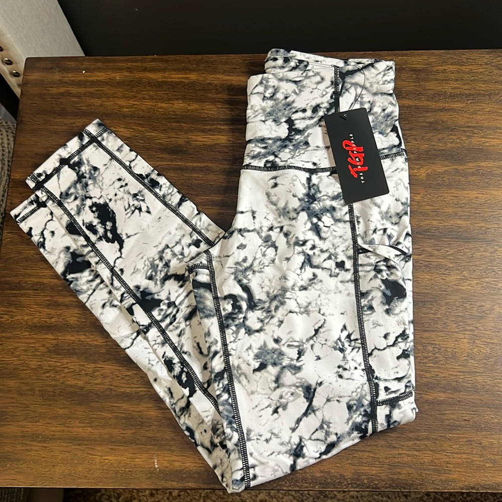 The Gym People leggings